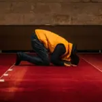 7 Manfaat Sholat Tahajud 7 Hari Berturut-Turut