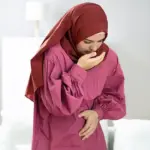 apakah Muntah Membatalkan Puasa